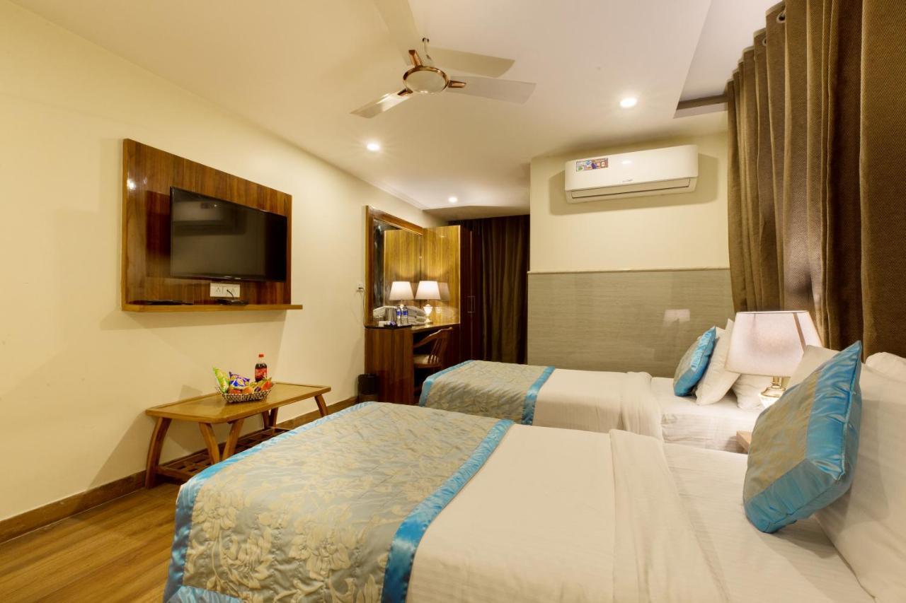 Hotel Viva Palace By Opo Rooms Nové Dillí Exteriér fotografie
